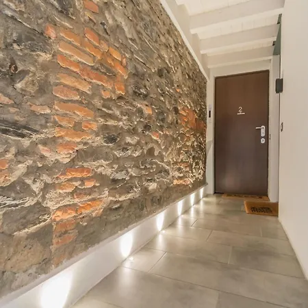 Sky By Rent Apartment Como