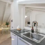Sky By Rent شقة *